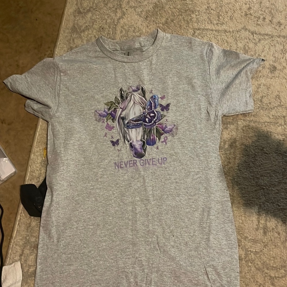 5 never give up horse shirts